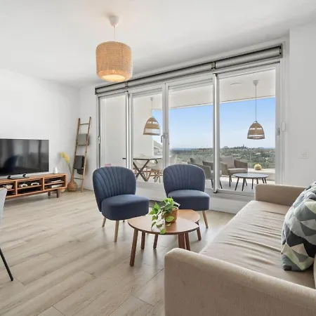 Modern With Terrace & Sea Views In Cancelada - 公寓