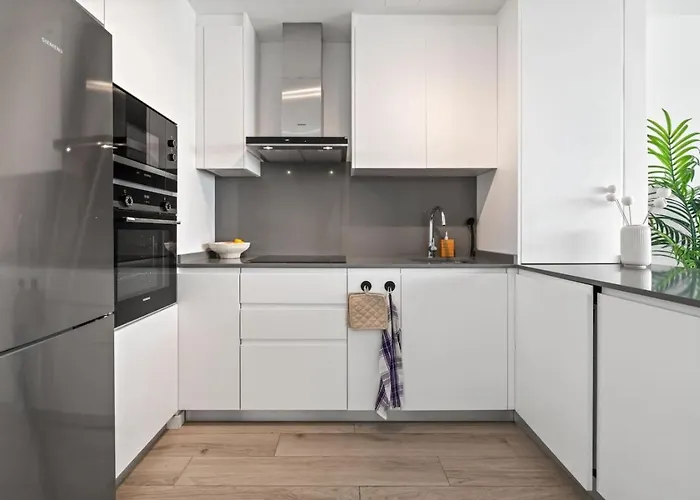 Apartamento Modern With Terrace & Sea Views In Cancelada -