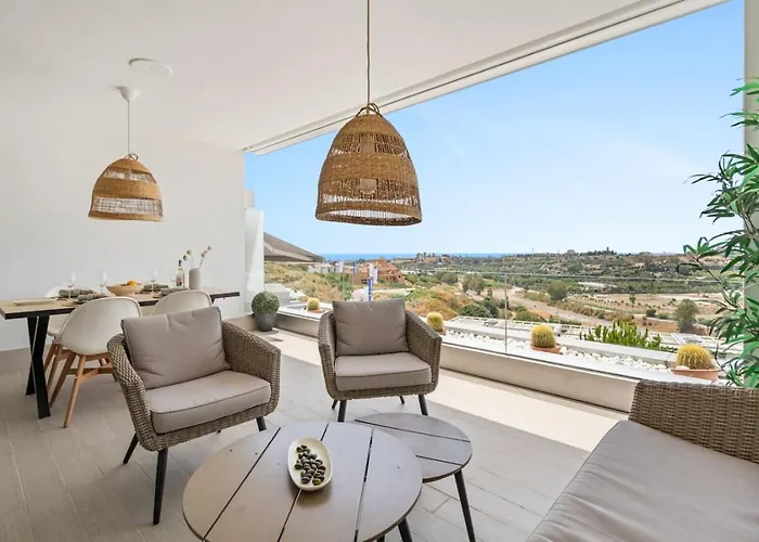 Modern With Terrace & Sea Views In Cancelada - Εστεπόνα