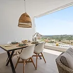 Апартаменти Modern With Terrace & Sea Views In Cancelada - Естепона